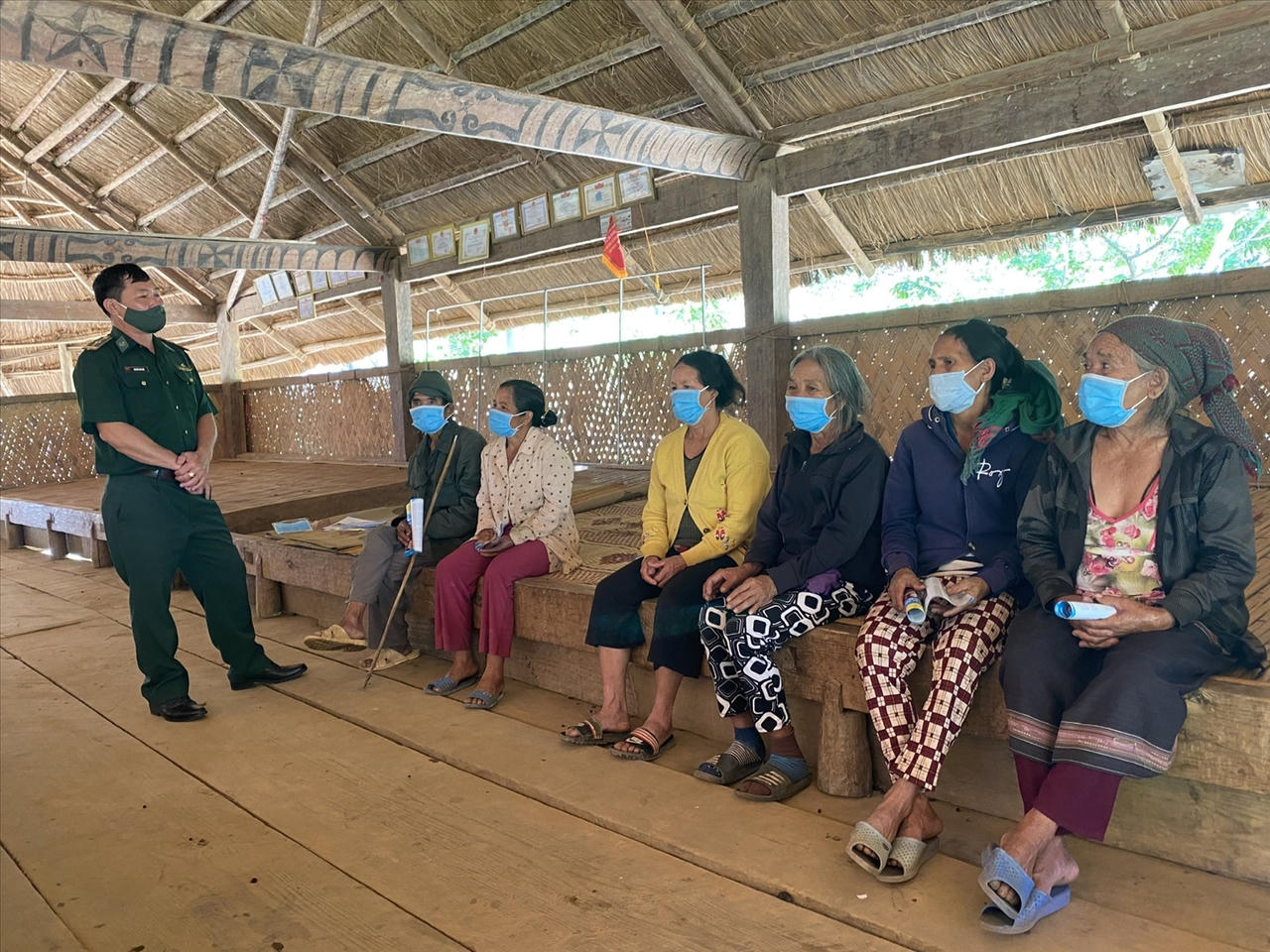 Quân đội tham gia phổ biến, giáo dục pháp luật cho nhân dân: Làm tốt chức năng “Đội quân công tác”