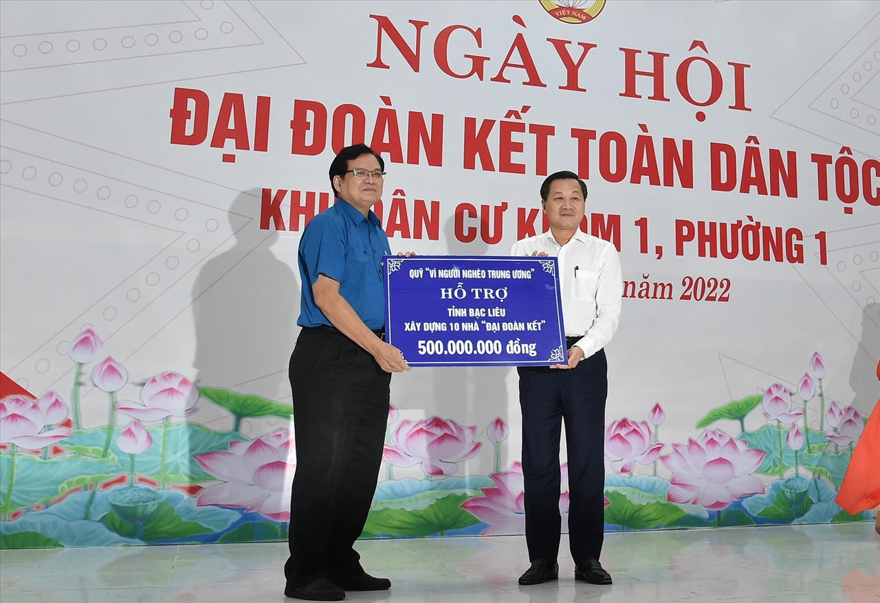 Sức mạnh vĩ đại của khối đại đoàn kết toàn dân tộc: Giúp dân tộc vượt qua mọi khó khăn, thử thách