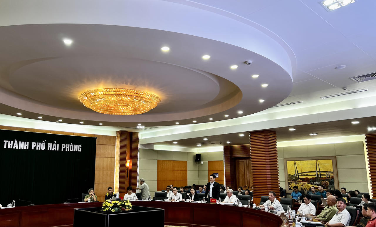 Dự án cải tạo chung cư cũ phường Đổng Quốc Bình (Hải Phòng): Chủ tịch thành phố đối thoại với một số hộ dân bị thu hồi đất