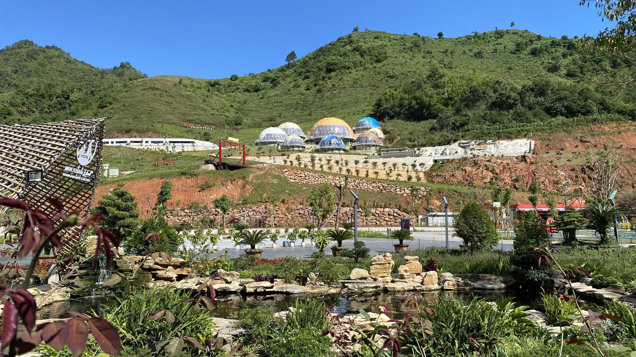 Hơn 200 doanh nghiệp lữ hành tham gia đoàn khảo sát du lịch Mộc Châu 