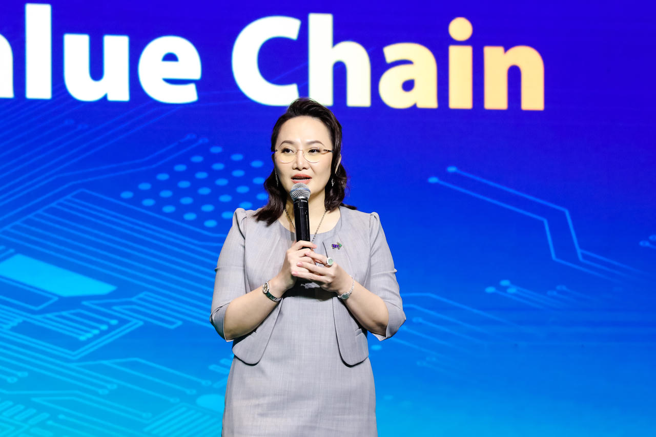 Ban lãnh đạo SBT đồng loạt đăng ký mua vào cổ phiếu, quỹ ngoại trở thành cổ đông lớn 