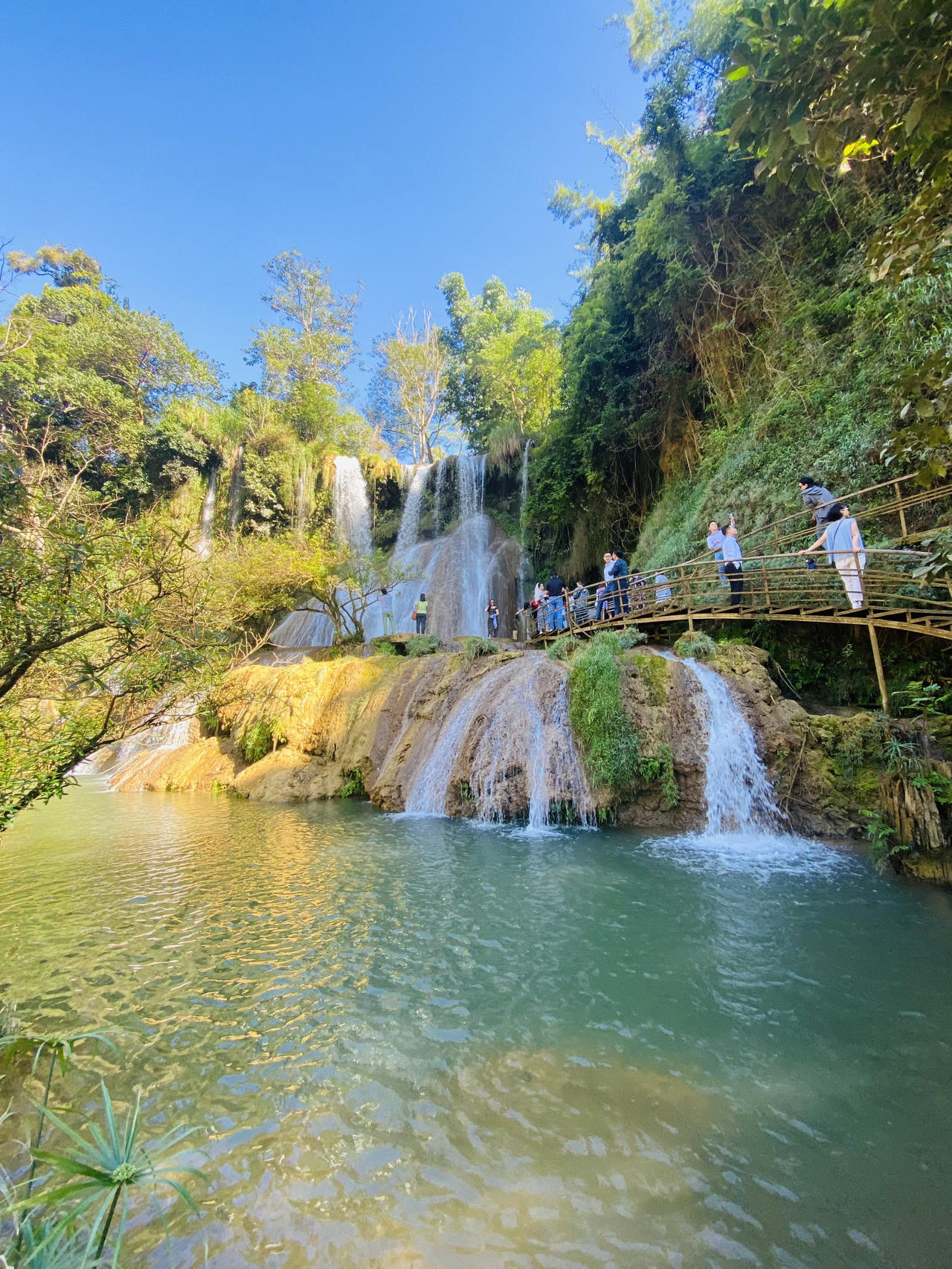 Những con thác đẹp như tiên cảnh không thể bỏ lỡ khi đến Mộc Châu