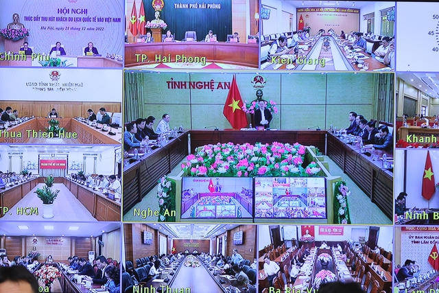 Phát triển du lịch một cách tổng thể, hướng đến du lịch xanh và bền vững