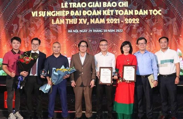 Năm 2022: Báo Pháp luật Việt Nam bội thu giải thưởng báo chí