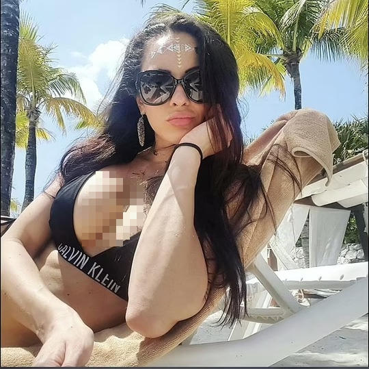 Người mẫu bị bắt với cáo buộc buôn người, hiếp dâm