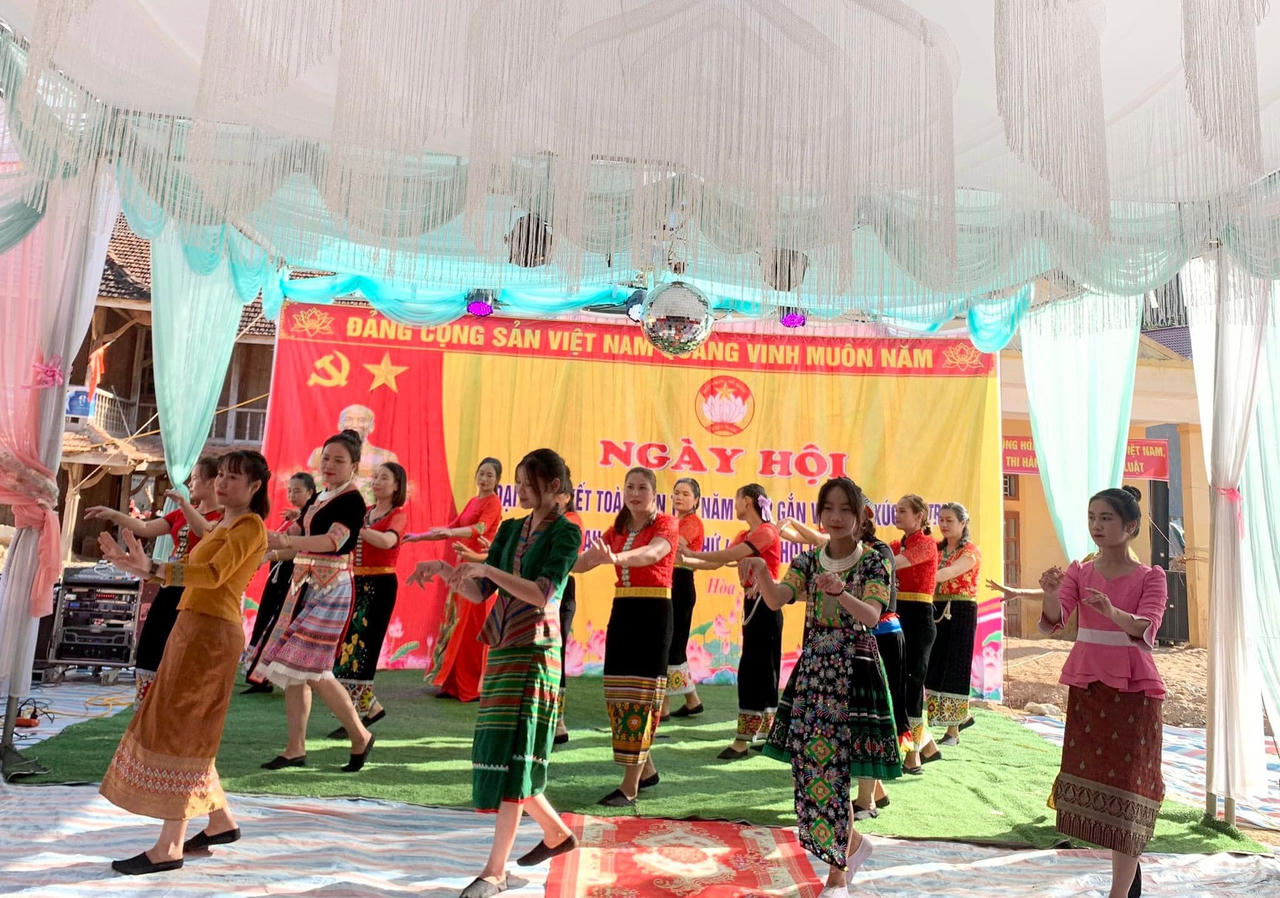 Hồi sinh nơi lũ quét đi qua