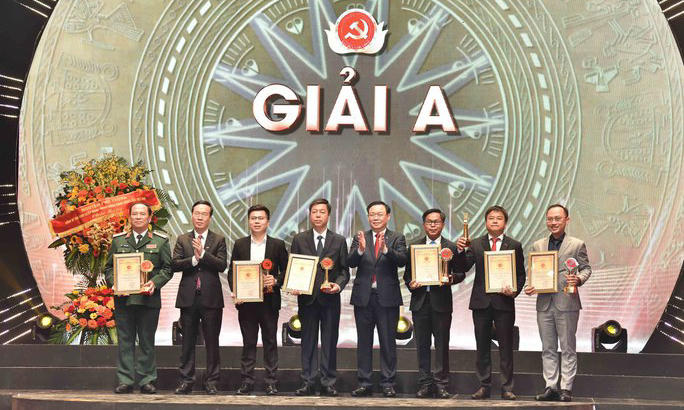 Khẳng định uy tín và sức lan tỏa mạnh mẽ của Giải Búa liềm vàng