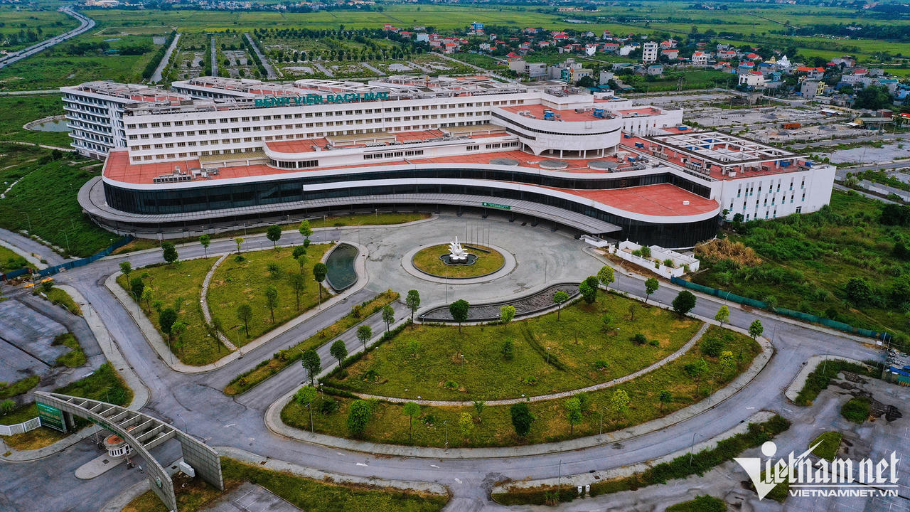 Lập tổ công tác 'gỡ vướng' dự án bệnh viện nghìn tỷ 'đắp chiếu'