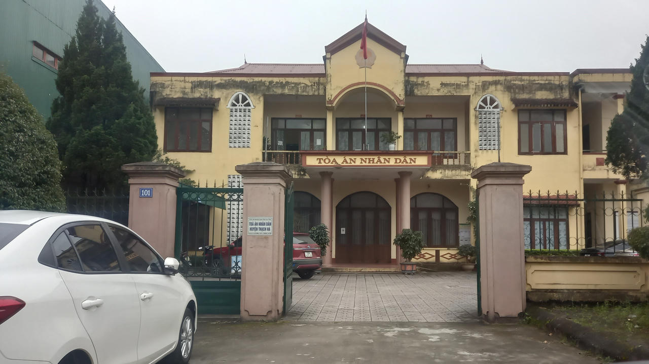 Kỳ án đưa bò đi giám định gen và chia cá dưới ao