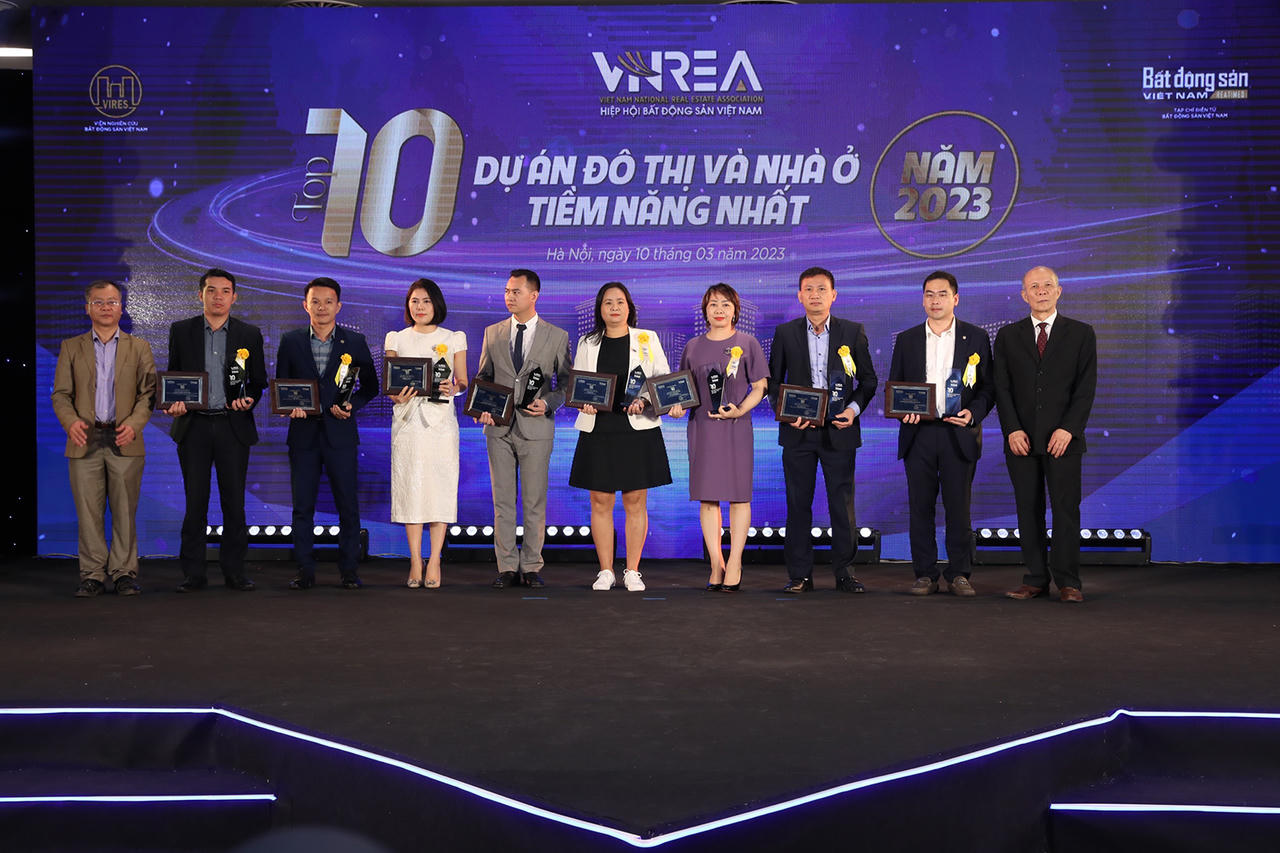 Tôn vinh nỗ lực “nhóm lửa trong băng” của cộng đồng doanh nghiệp bất động sản