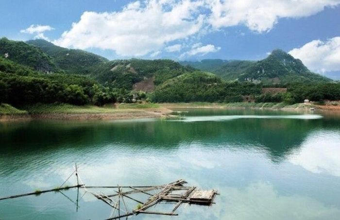 9 địa điểm du lịch sông núi đẹp nhất miền Bắc