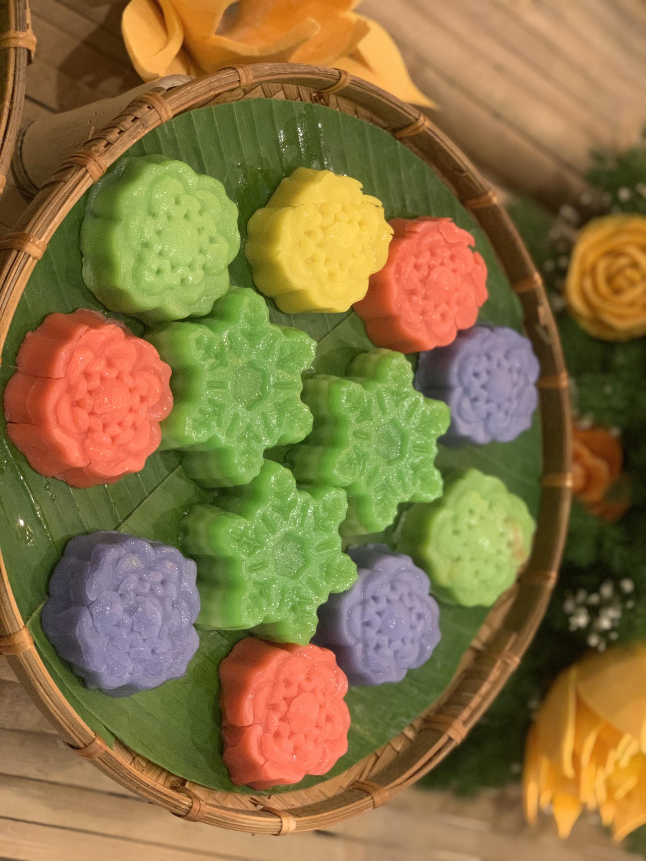 Bánh Việt và nguồn cảm hứng từ hoa sen của TAKYfood