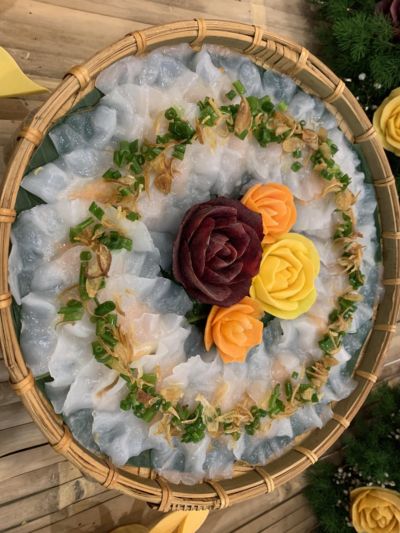 Bánh Việt và nguồn cảm hứng từ hoa sen của TAKYfood