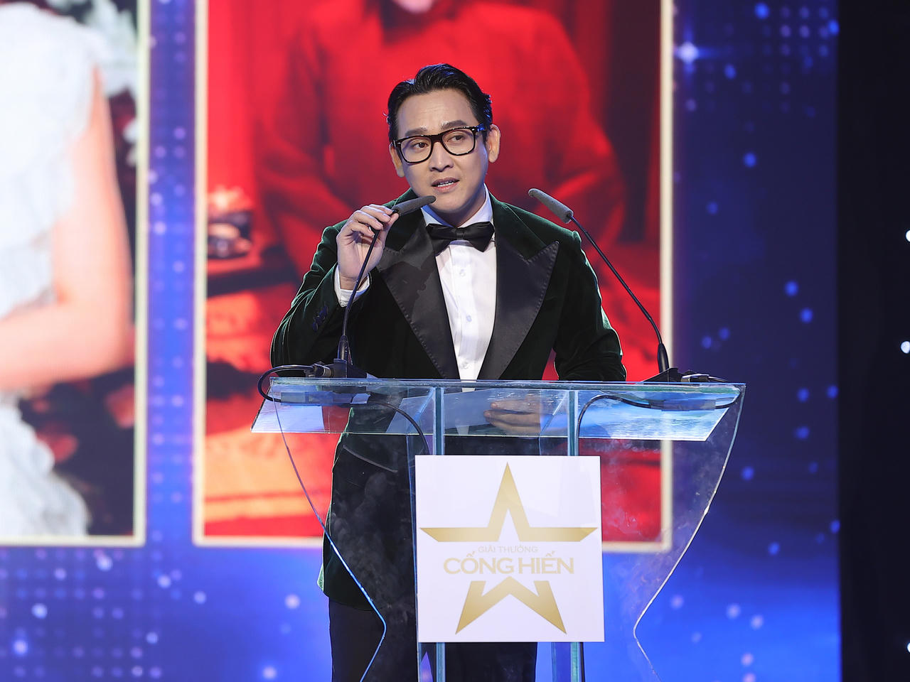 Cống hiến 2023: Hoàng Thùy Linh khóc nức nở, Trần Bảo Sơn đọc sai 'Gieo quẻ'