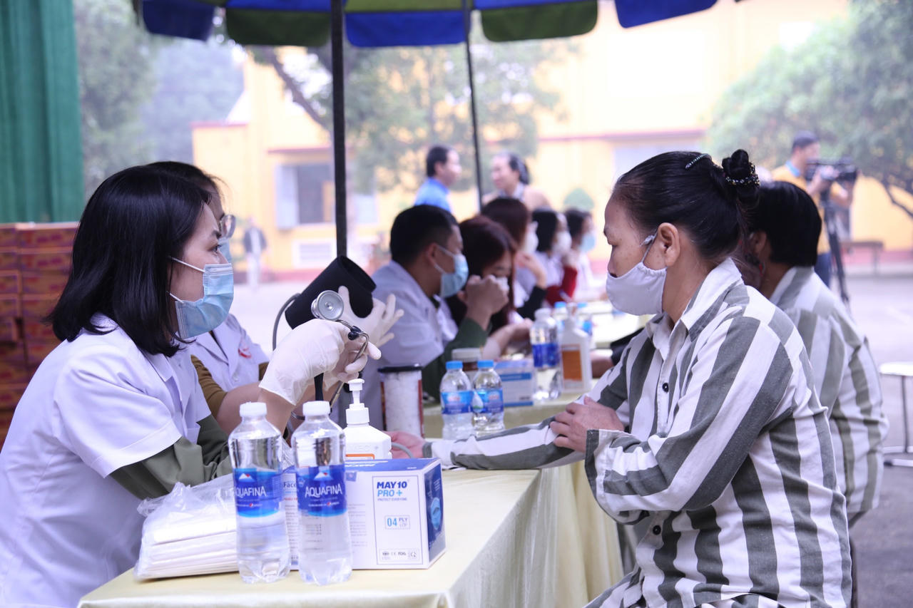 “Thắp sáng ước mơ hoàn lương” 