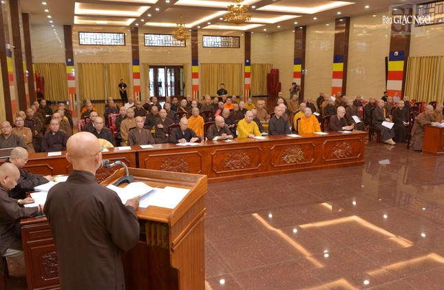 Ban Trị sự GHPGVN TP.HCM họp mở rộng phổ biến và trao đổi các Phật sự quan trọng