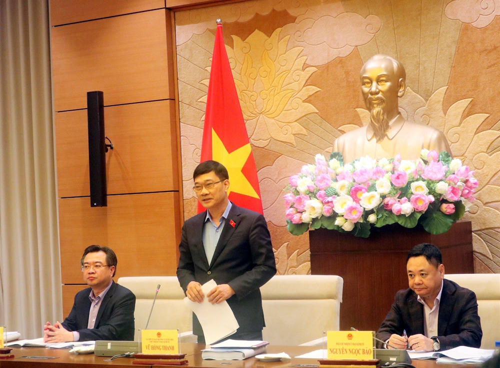 Thẩm tra sơ bộ dự án Luật Kinh doanh bất động sản (sửa đổi)