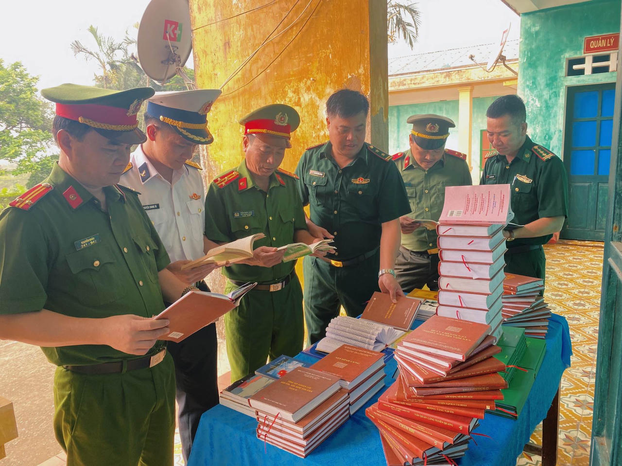 Đồn Biên phòng Cồn Cỏ tổ chức ngày hội đọc sách