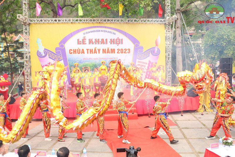 Khai mạc Lễ hội chùa Thầy năm 2023