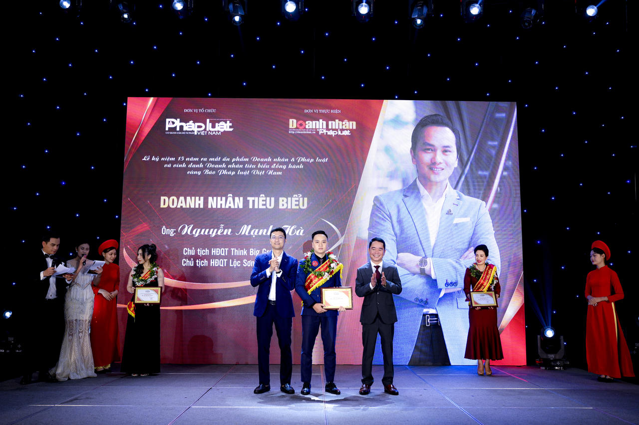 15 doanh nghiệp tiêu biểu được vinh danh tại “Lễ kỷ niệm 15 năm Doanh nhân và Pháp Luật: Dấu ấn của sự thăng hoa”