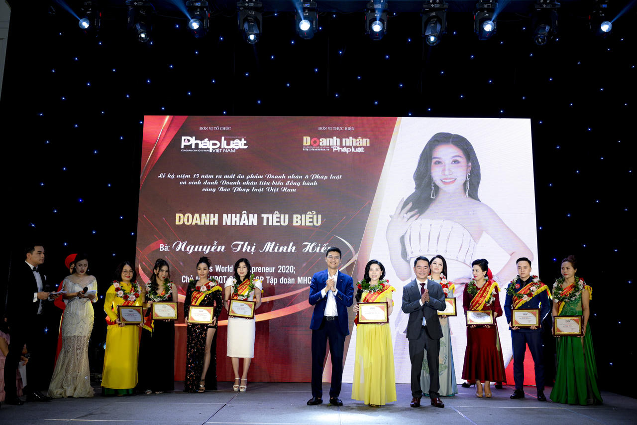 15 doanh nghiệp tiêu biểu được vinh danh tại “Lễ kỷ niệm 15 năm Doanh nhân và Pháp Luật: Dấu ấn của sự thăng hoa”