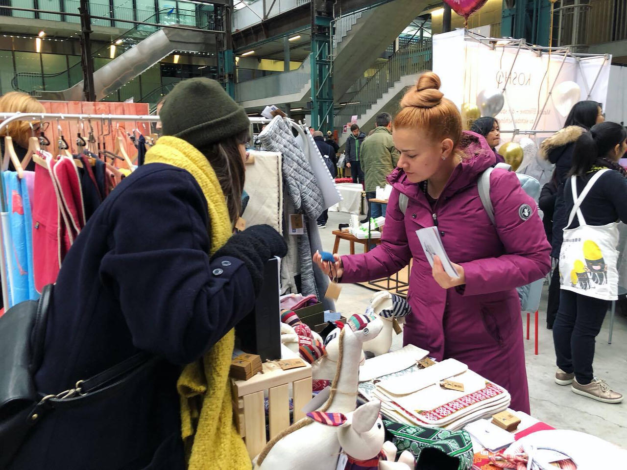 Hành trình đưa “Giấc mơ bên khung cửi” ra thế giới