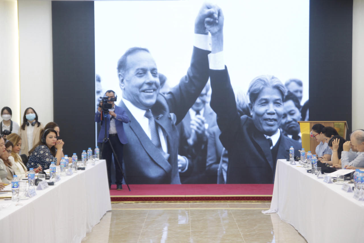 Viện Hàn lâm Khoa học và Xã hội Việt Nam đang lưu giữ nhiều tư liệu và sách về Azerbaijan