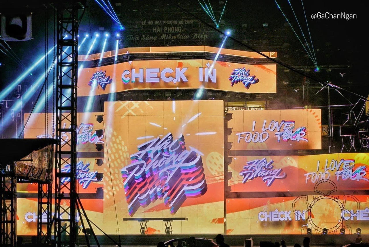 Mãn nhãn với bữa tiệc ánh sáng tại Lễ hội Hoa Phượng đỏ "Hải Phòng - Tỏa sáng miền cửa biển"