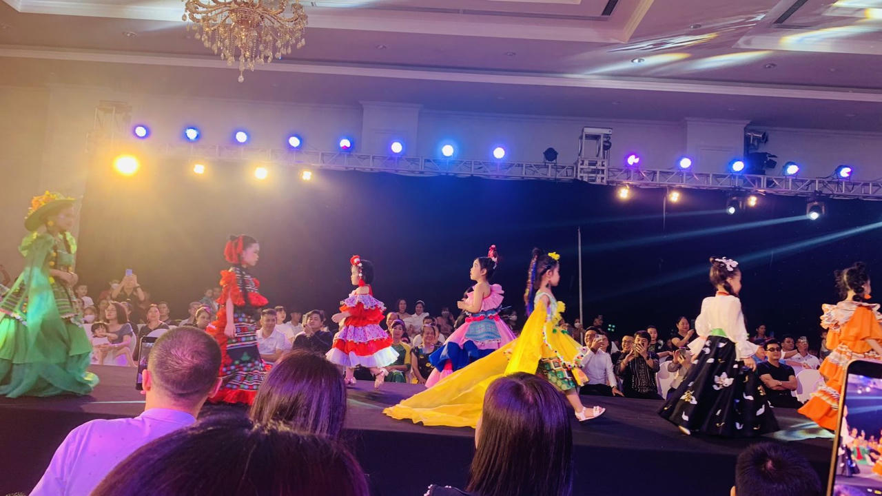 Thưởng lãm văn hoá Tây Bắc qua Fashion show “Em Tây Bắc”