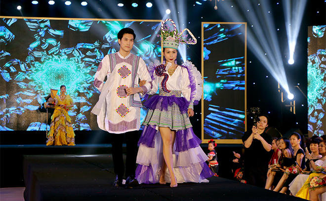Thưởng lãm văn hoá Tây Bắc qua Fashion show “Em Tây Bắc”