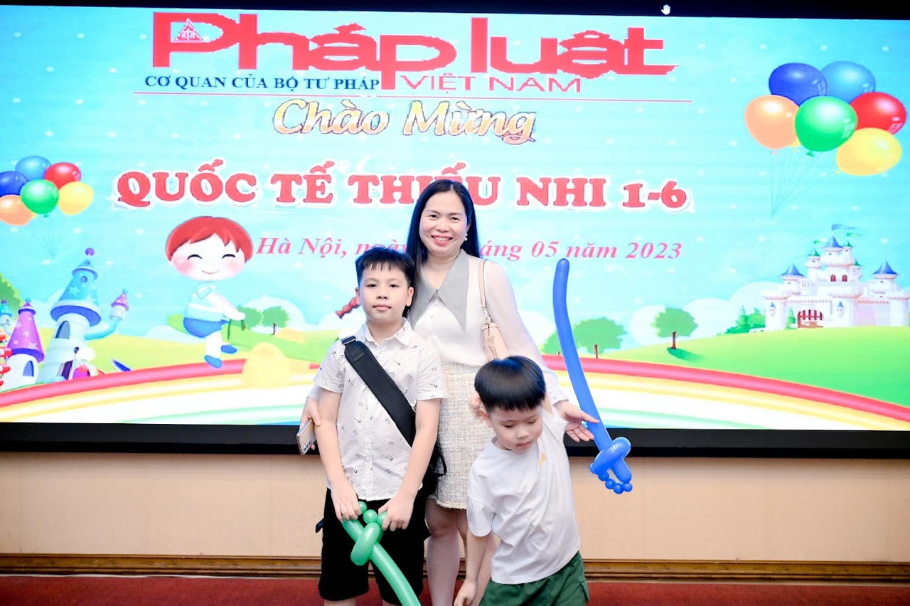 Báo Pháp luật Việt Nam tổ chức Tết Thiếu nhi cho con em người lao động trong cơ quan