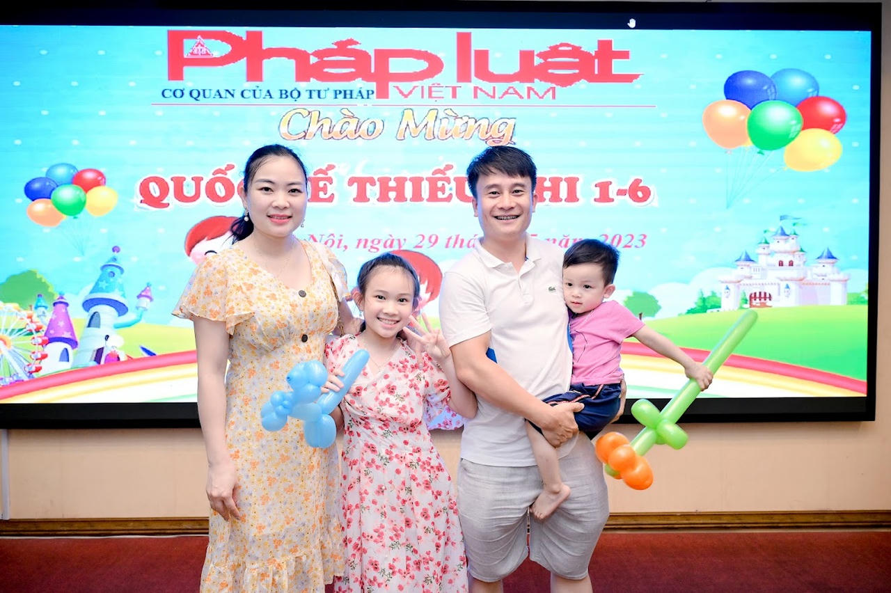 Báo Pháp luật Việt Nam tổ chức Tết Thiếu nhi cho con em người lao động trong cơ quan