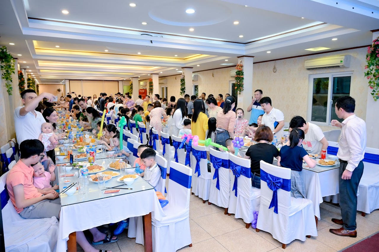 Báo Pháp luật Việt Nam tổ chức Tết Thiếu nhi cho con em người lao động trong cơ quan