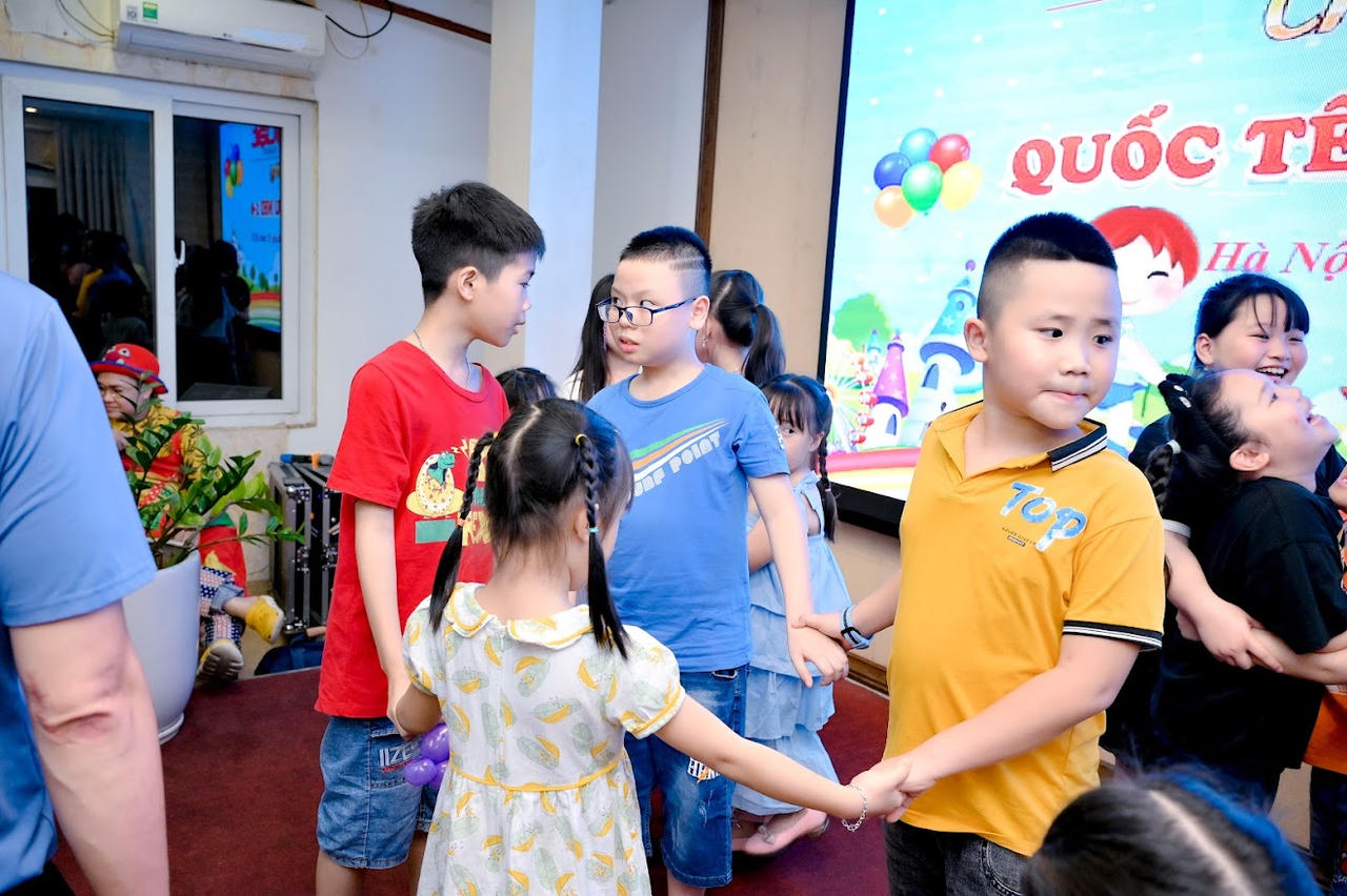 Báo Pháp luật Việt Nam tổ chức Tết Thiếu nhi cho con em người lao động trong cơ quan