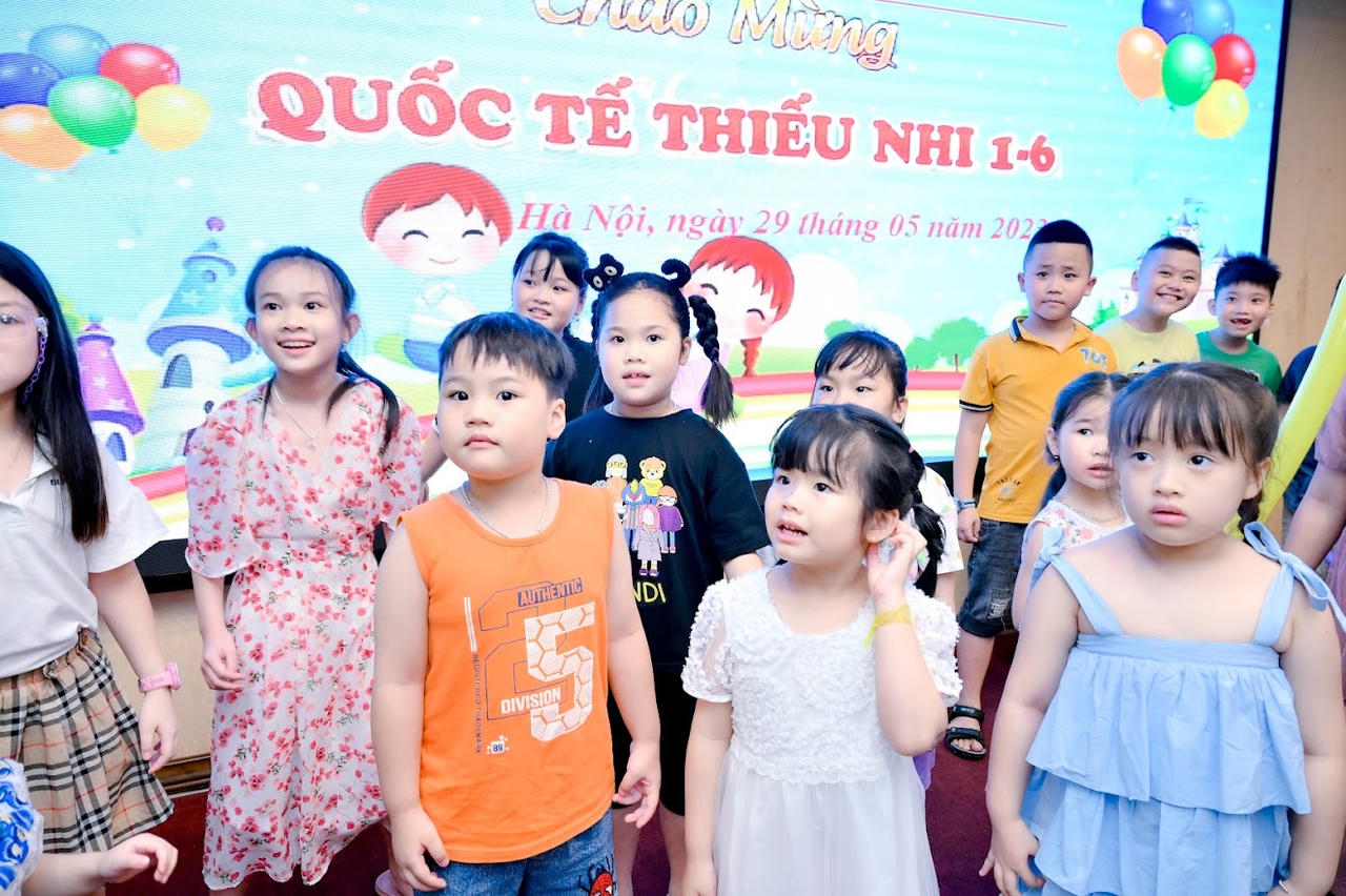 Báo Pháp luật Việt Nam tổ chức Tết Thiếu nhi cho con em người lao động trong cơ quan