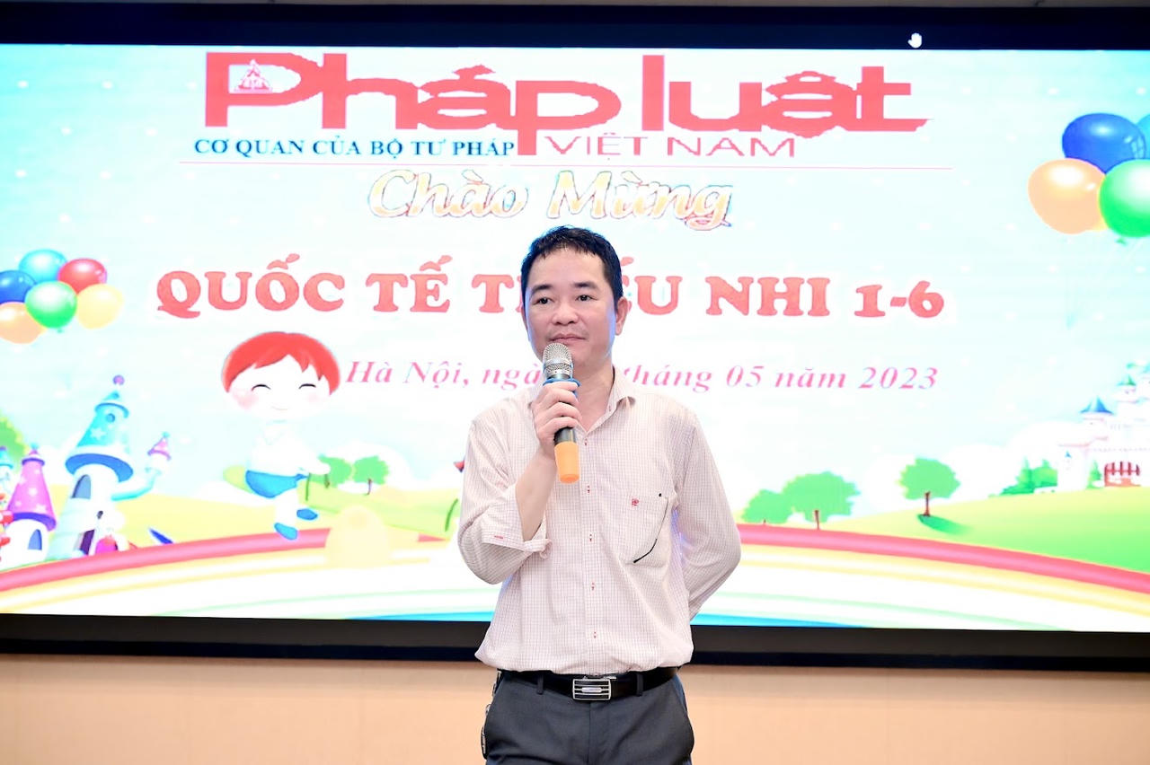 Báo Pháp luật Việt Nam tổ chức Tết Thiếu nhi cho con em người lao động trong cơ quan