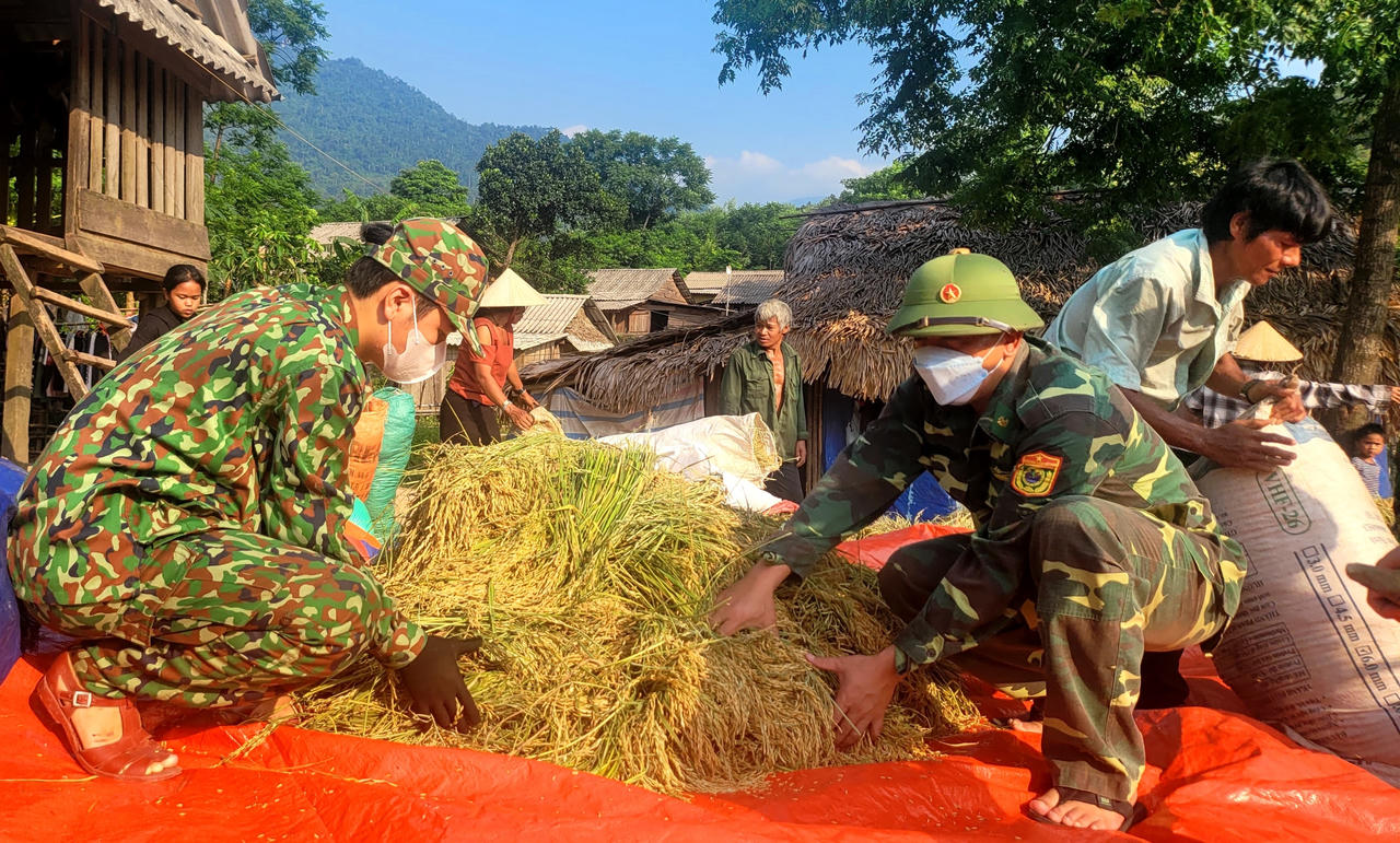 Gieo mùa vàng ở vùng biên giới Quảng Bình