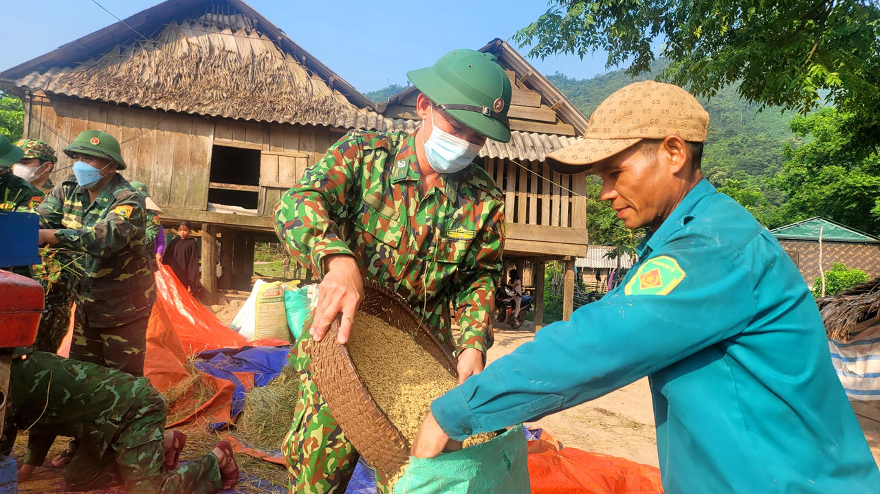 Gieo mùa vàng ở vùng biên giới Quảng Bình