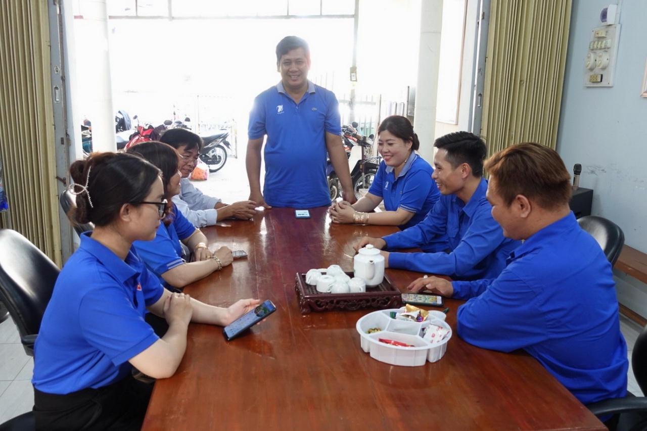 Hiệu quả từ mô hình điểm “Khu dân cư điện tử” 