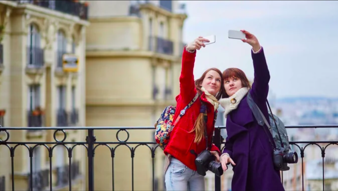 Hai mặt của thói quen chia sẻ trải nghiệm du lịch 