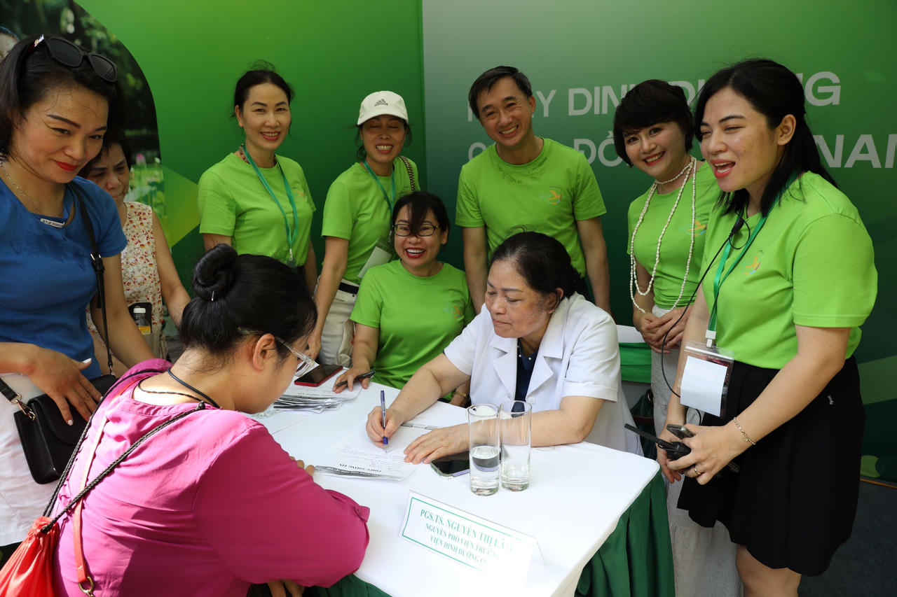 Báo Sức khỏe & Đời sống tổ chức Ngày Dinh dưỡng cộng đồng Việt Nam