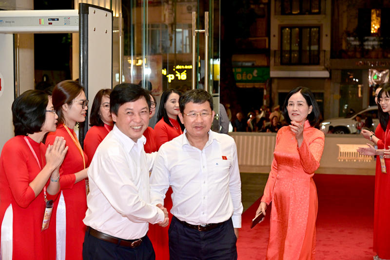 Chủ tịch Quốc hội Vương Đình Huệ dự Chương trình nghệ thuật đặc biệt “Nắng Ba Đình”