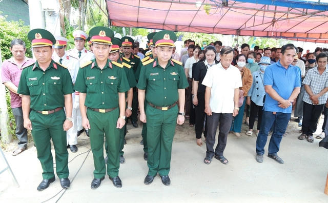 Thủ tướng gửi lời chia buồn sâu sắc, yêu cầu thực hiện tốt nhất các chính sách đối với gia đình Trung tá Trương Hồng Kỳ