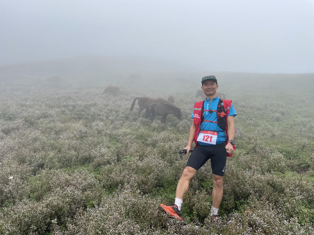 “Bước chân trên mây – chinh phục đỉnh Tà Chì Nhù”: Hành trình của những nhà báo hạnh phúc