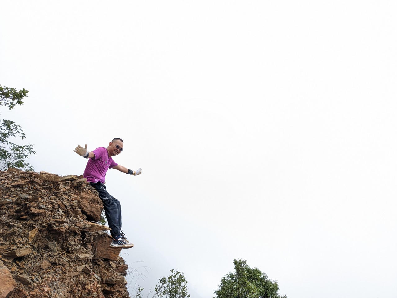 “Bước chân trên mây – chinh phục đỉnh Tà Chì Nhù”: Hành trình của những nhà báo hạnh phúc