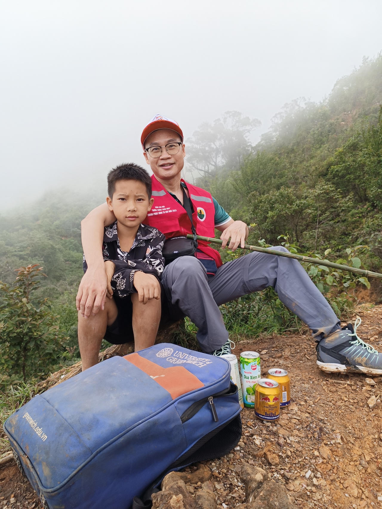“Bước chân trên mây – chinh phục đỉnh Tà Chì Nhù”: Hành trình của những nhà báo hạnh phúc