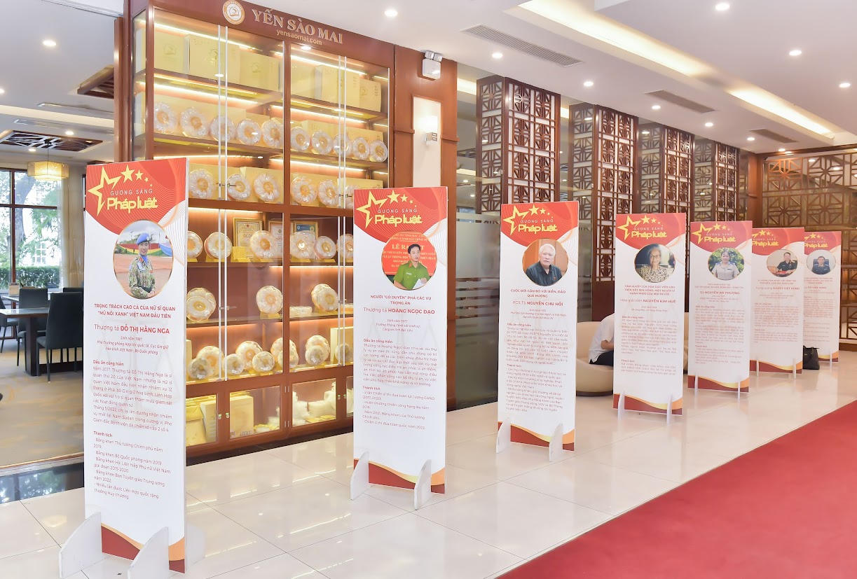 Tôn vinh 50 Gương sáng Pháp luật năm 2023