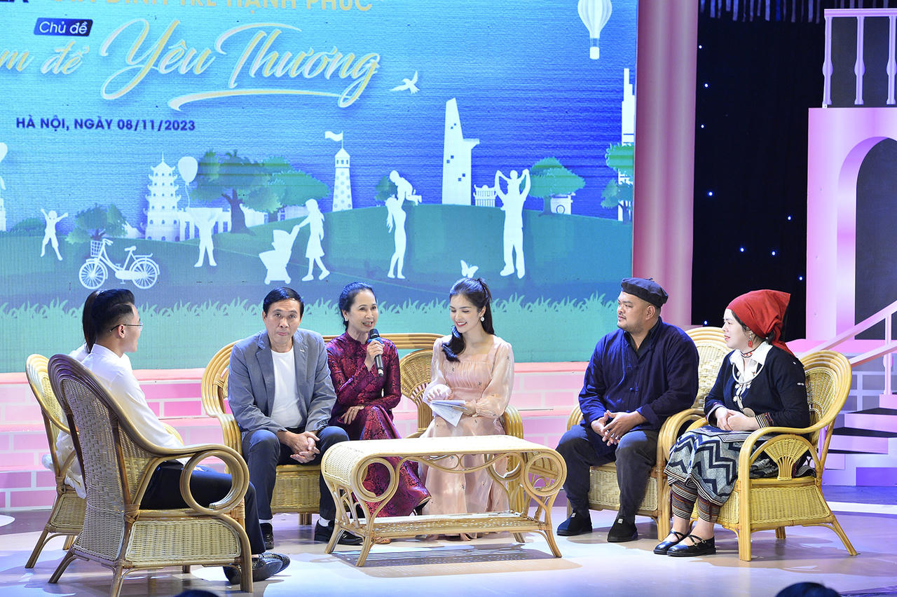 Ra mắt mạng lưới đồng hành xây dựng “Gia đình trẻ hạnh phúc”