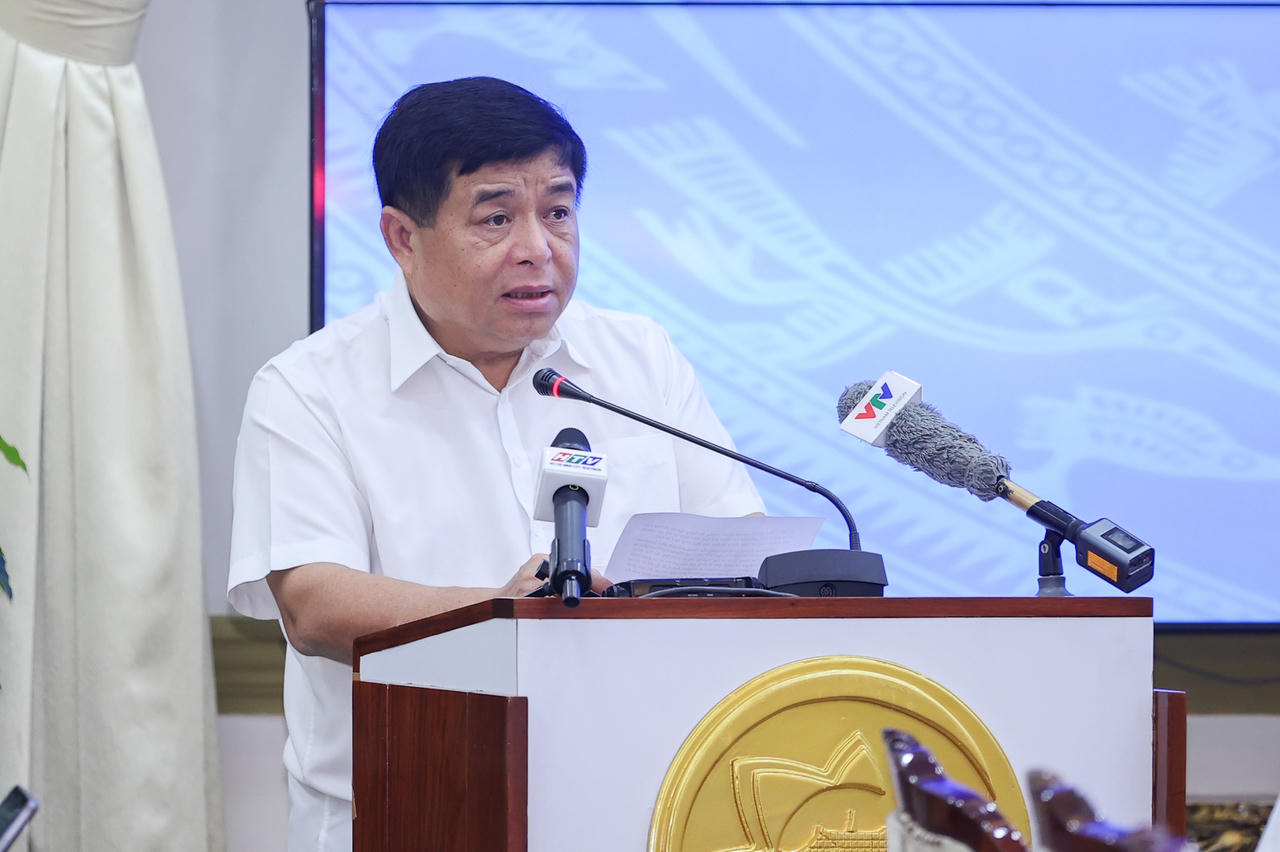 Thủ tướng: Tháo gỡ khó khăn, phân cấp, phân quyền tối đa để phát triển TPHCM