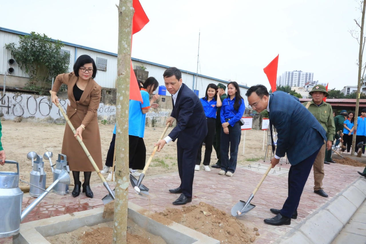 Các địa phương đồng loạt tổ chức “Tết trồng cây đời đời nhớ ơn Bác Hồ” 